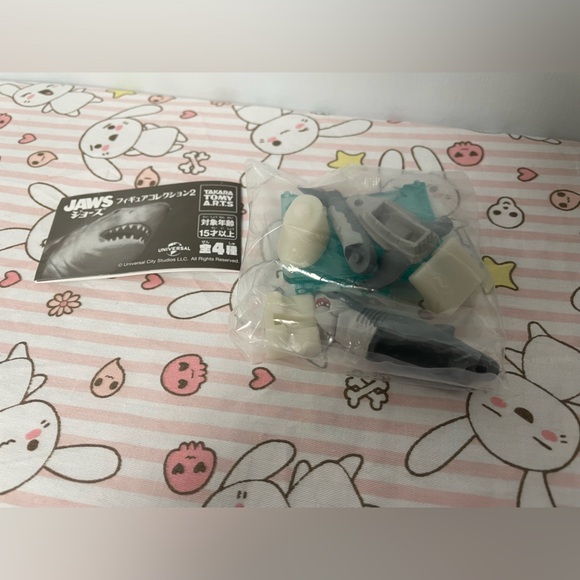 Jaws 3 Raid Shark Gashapon Capsule Toy Japan Figurine - Picture 4 of 6